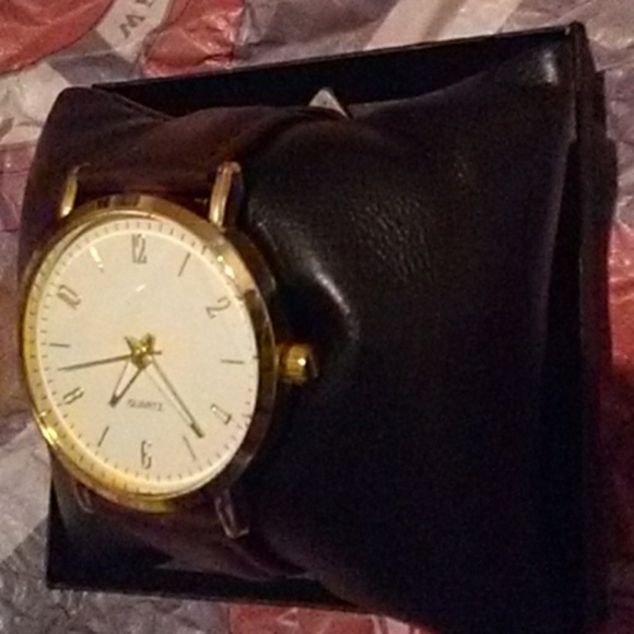 Genuine dark brown Leather big face Quartz Watch - Picture 2 of 7